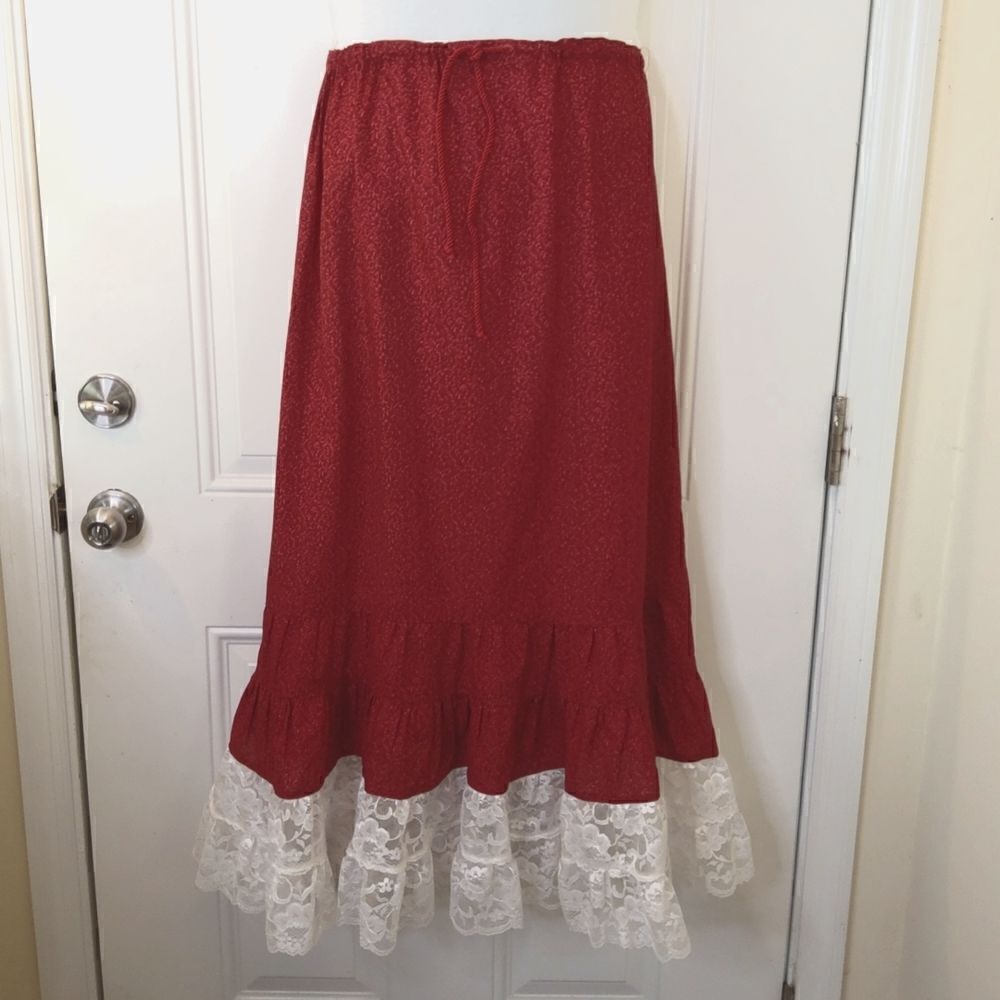 Dark red printed elastic drawstring waist skirt with lace hem & matching scarf